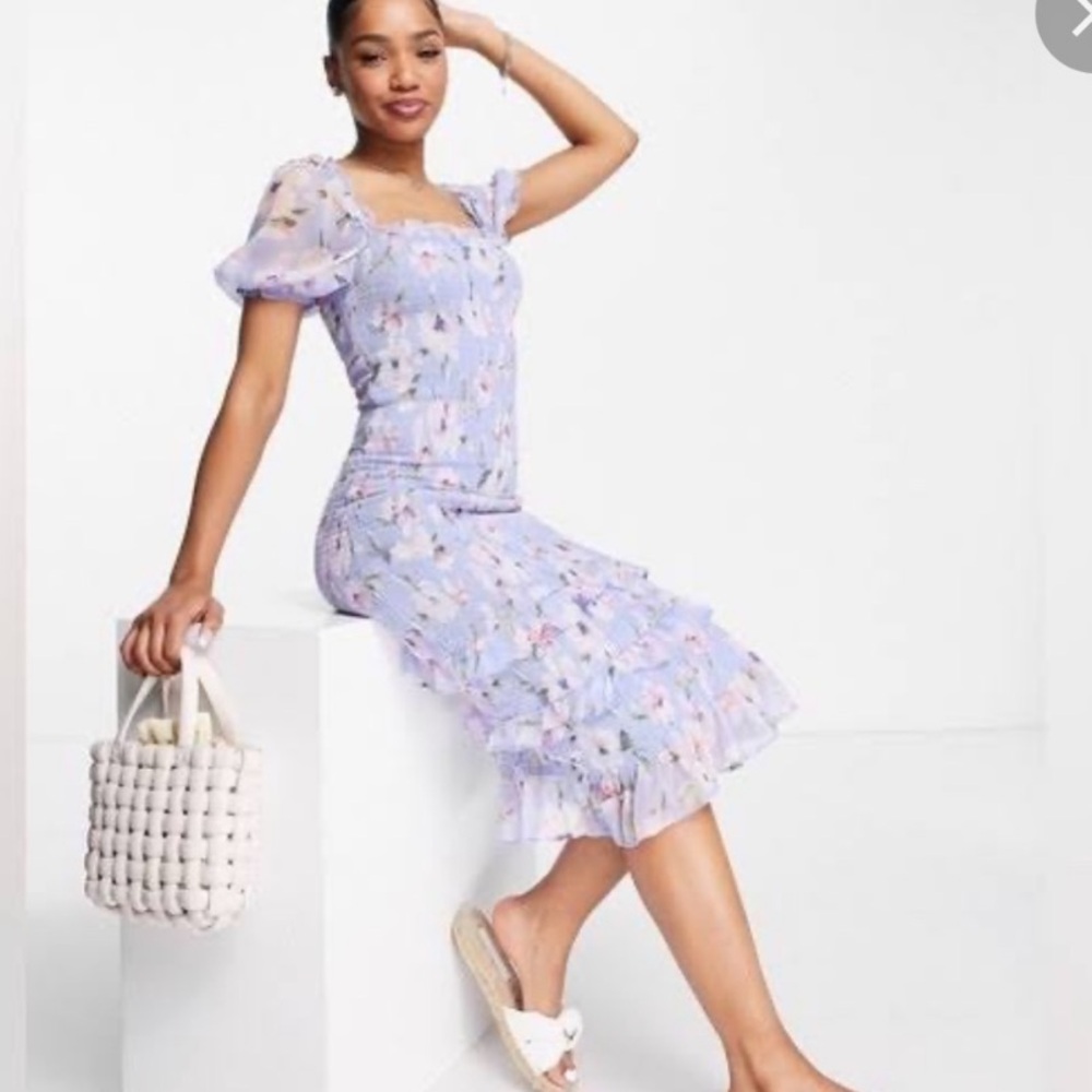 NWT Abercrombie White and Floral Smocked Midi Dress- Size M